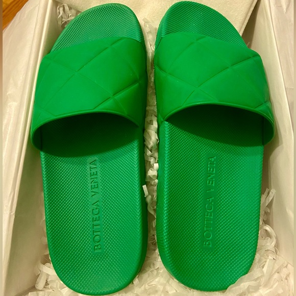 Bottega Veneta Intecciato Matte Rubber Slides Grass Green sz 38 - Picture 12 of 14